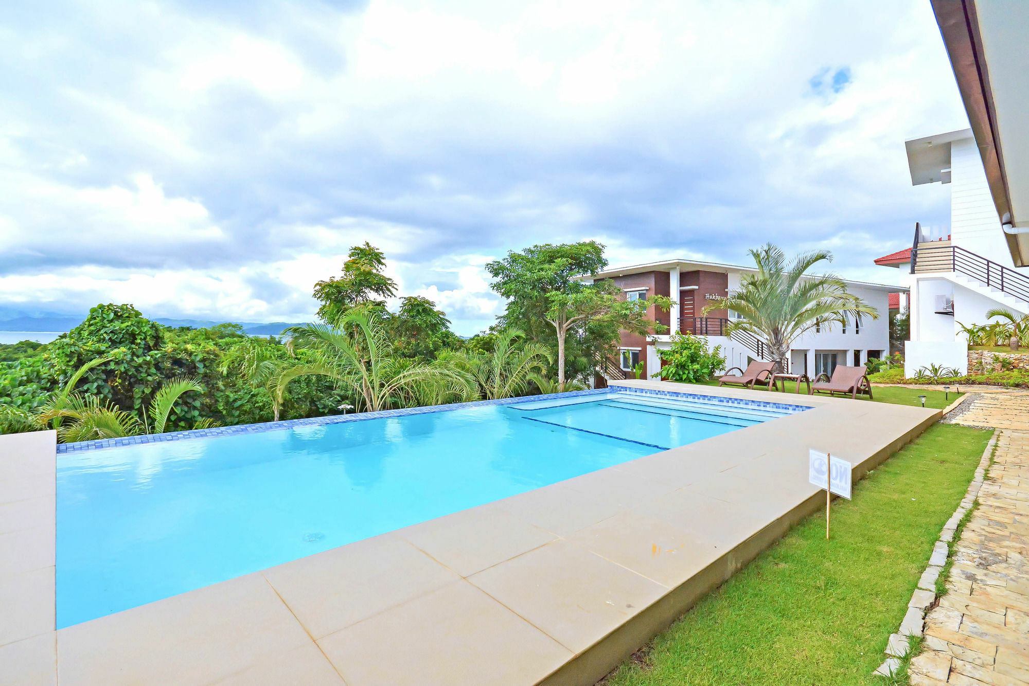 One Hagdan Villas Yapak Exterior foto